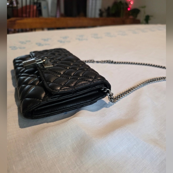 Kurt Geiger Brixton Black Quilted
Leather Chain Lock Crossbody - Picture 15 of 16